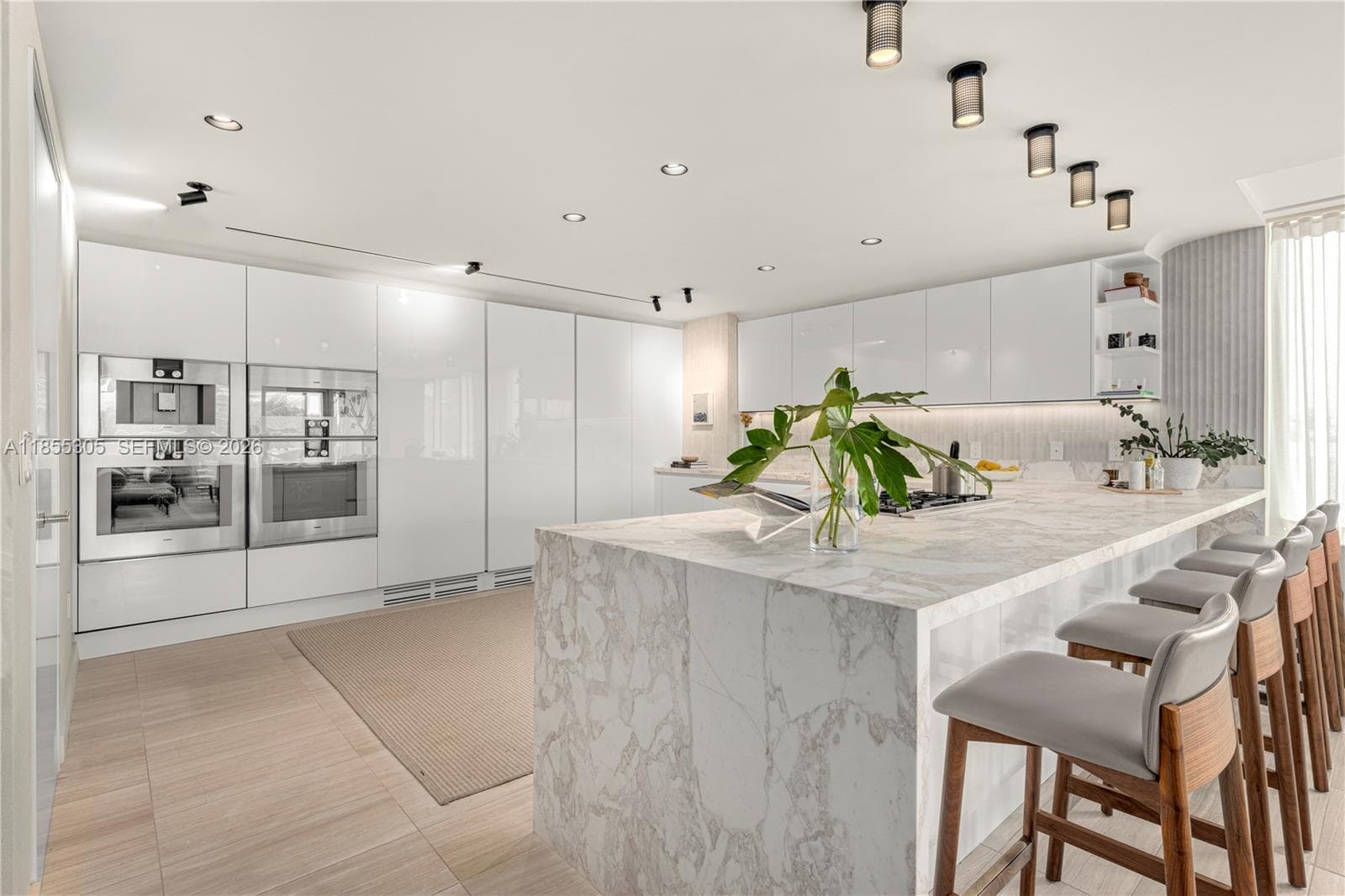 4701 N Meridian Ave # 421, Miami Beach FL 33140