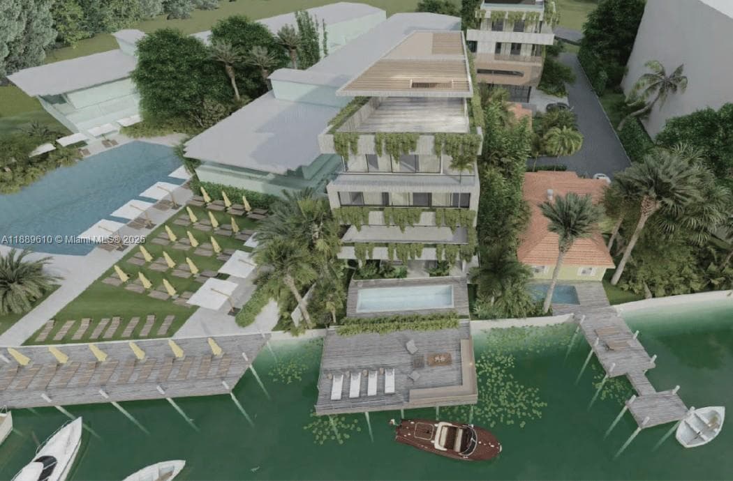 8 Century Ln, Miami Beach FL 33139