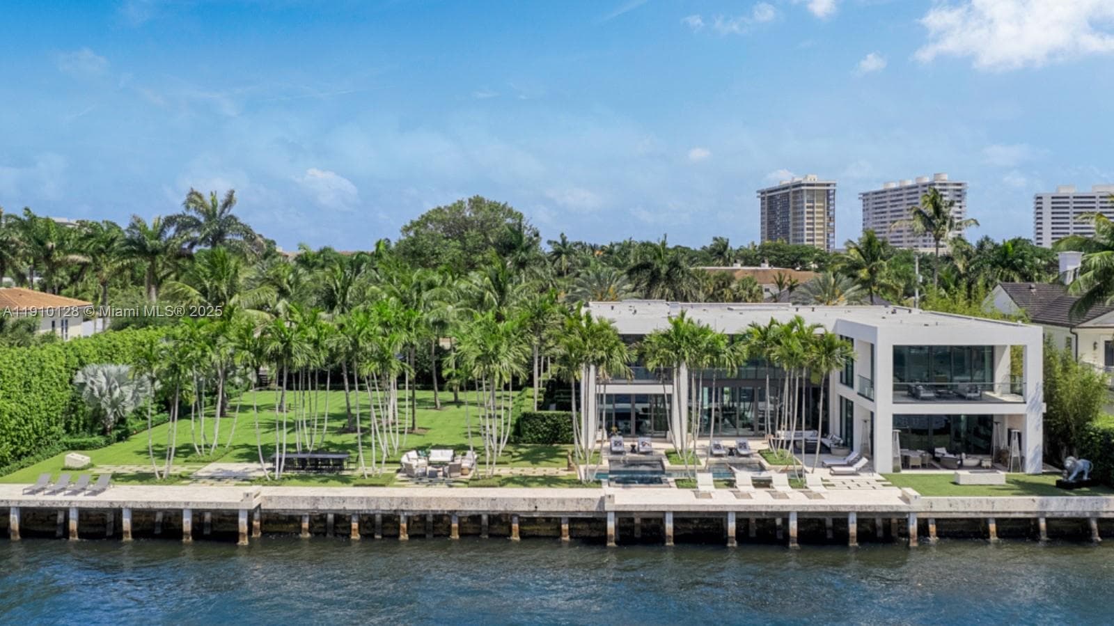 1175 Spanish River Rd, Boca Raton FL 33432