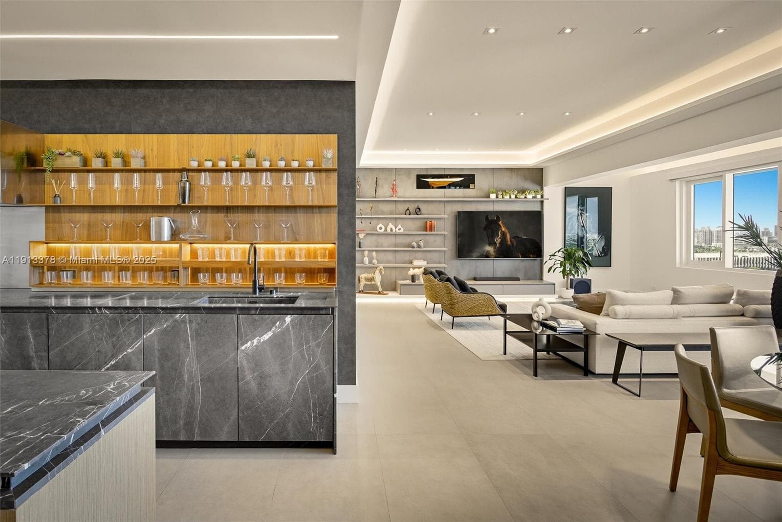 2301 Collins Ave # 1634, Miami Beach FL 33139