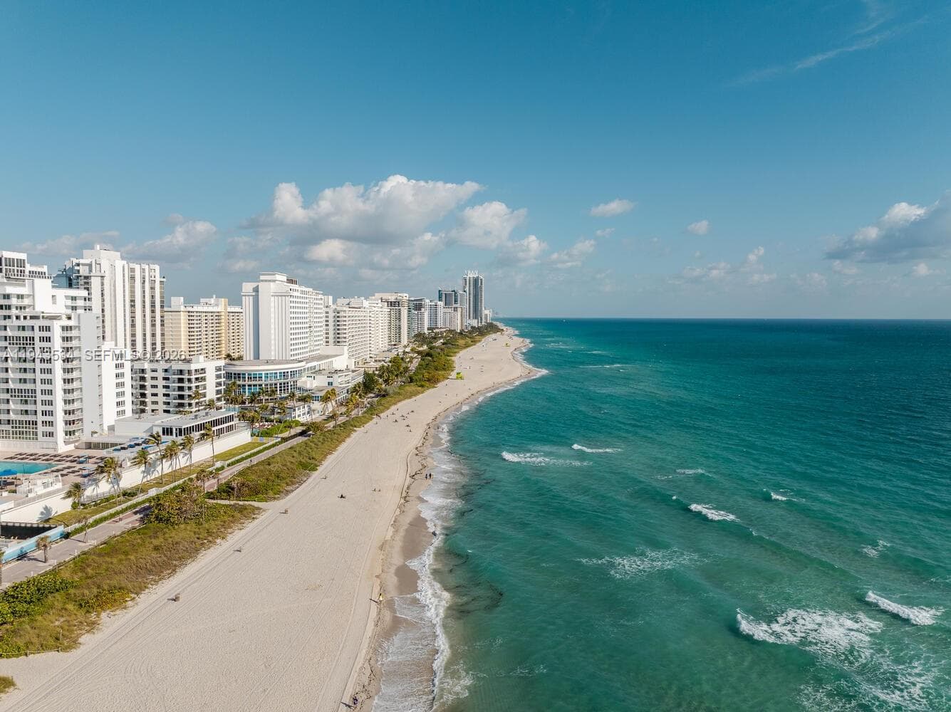 5445 Collins Ave # M12, Miami Beach FL 33140