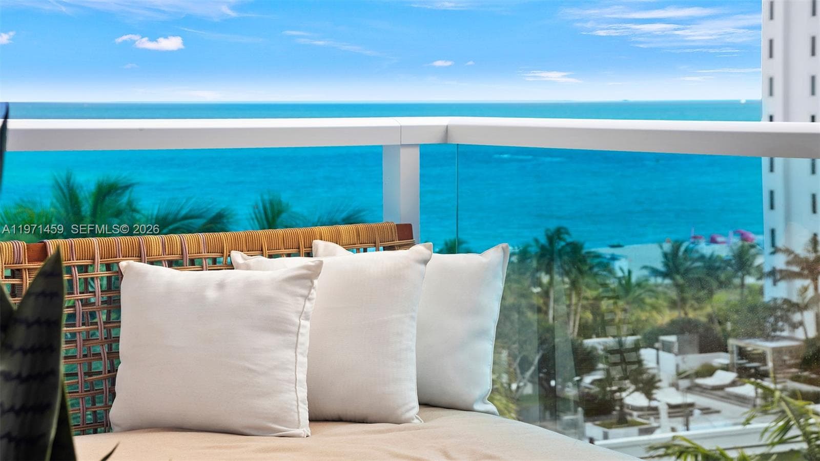102 24th St # 904, Miami Beach FL 33139