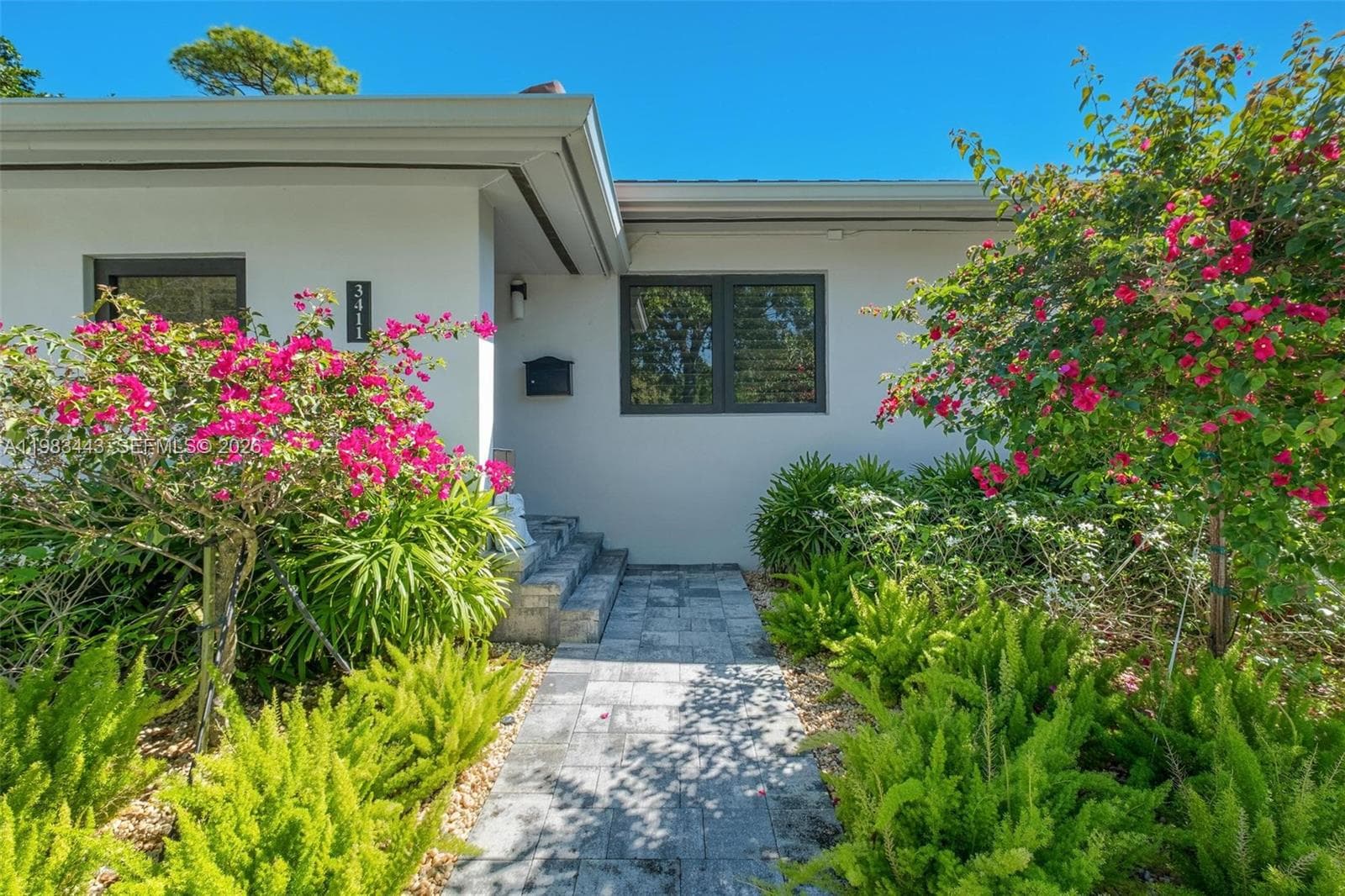 3411 Riviera Dr, Coral Gables FL 33134
