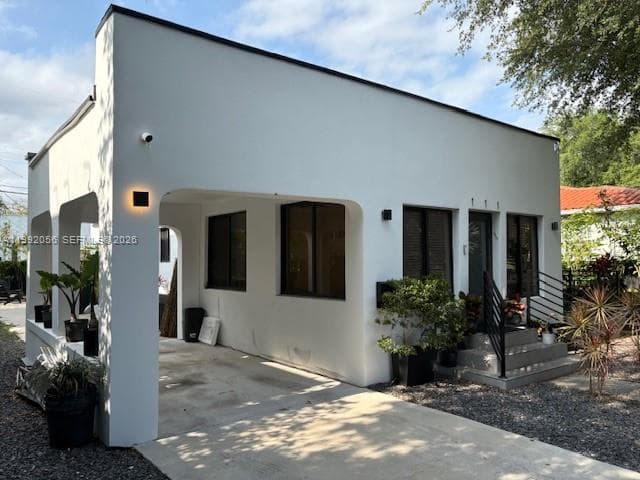 111 NW 46th St, Miami FL 33127
