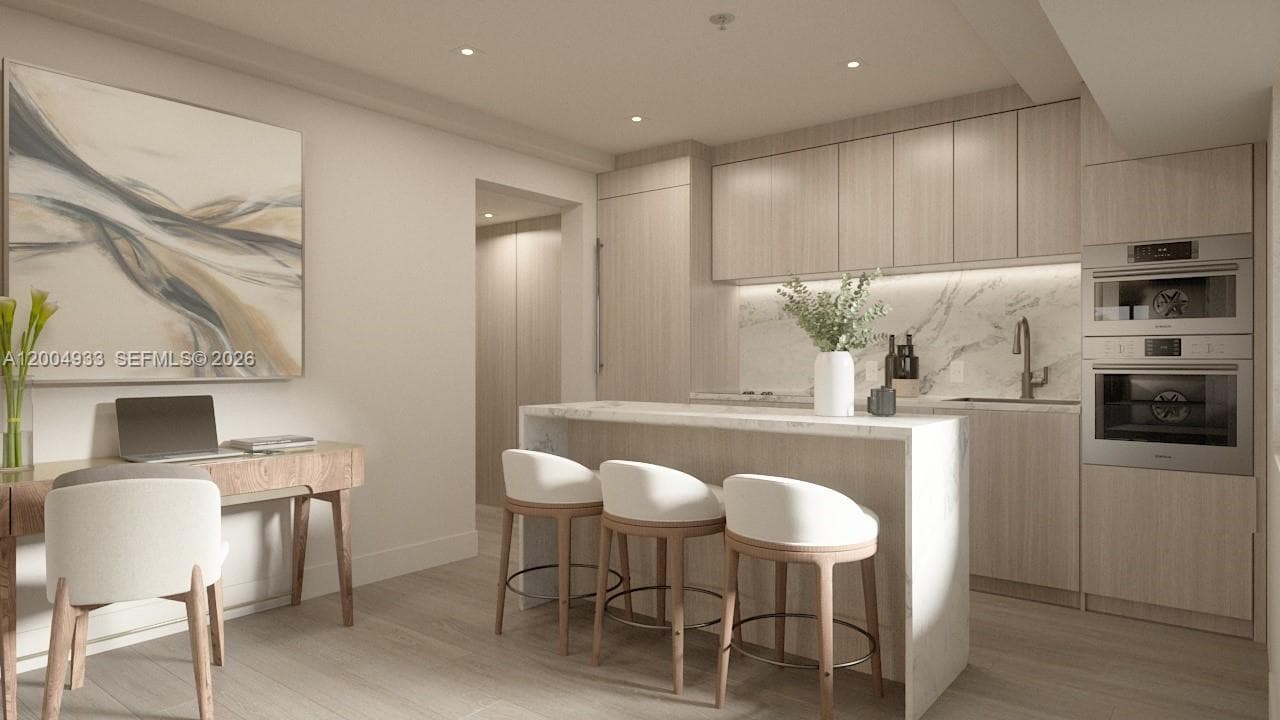 260 Collins Ave # 105, Miami Beach FL 33139