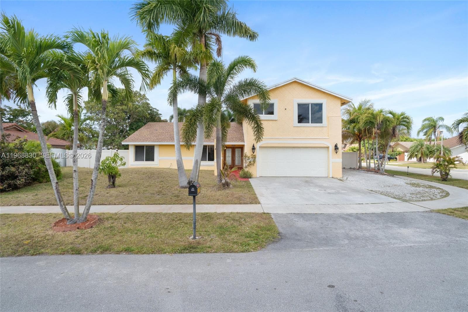 4231 NW 73rd Ave, Lauderhill FL 33319