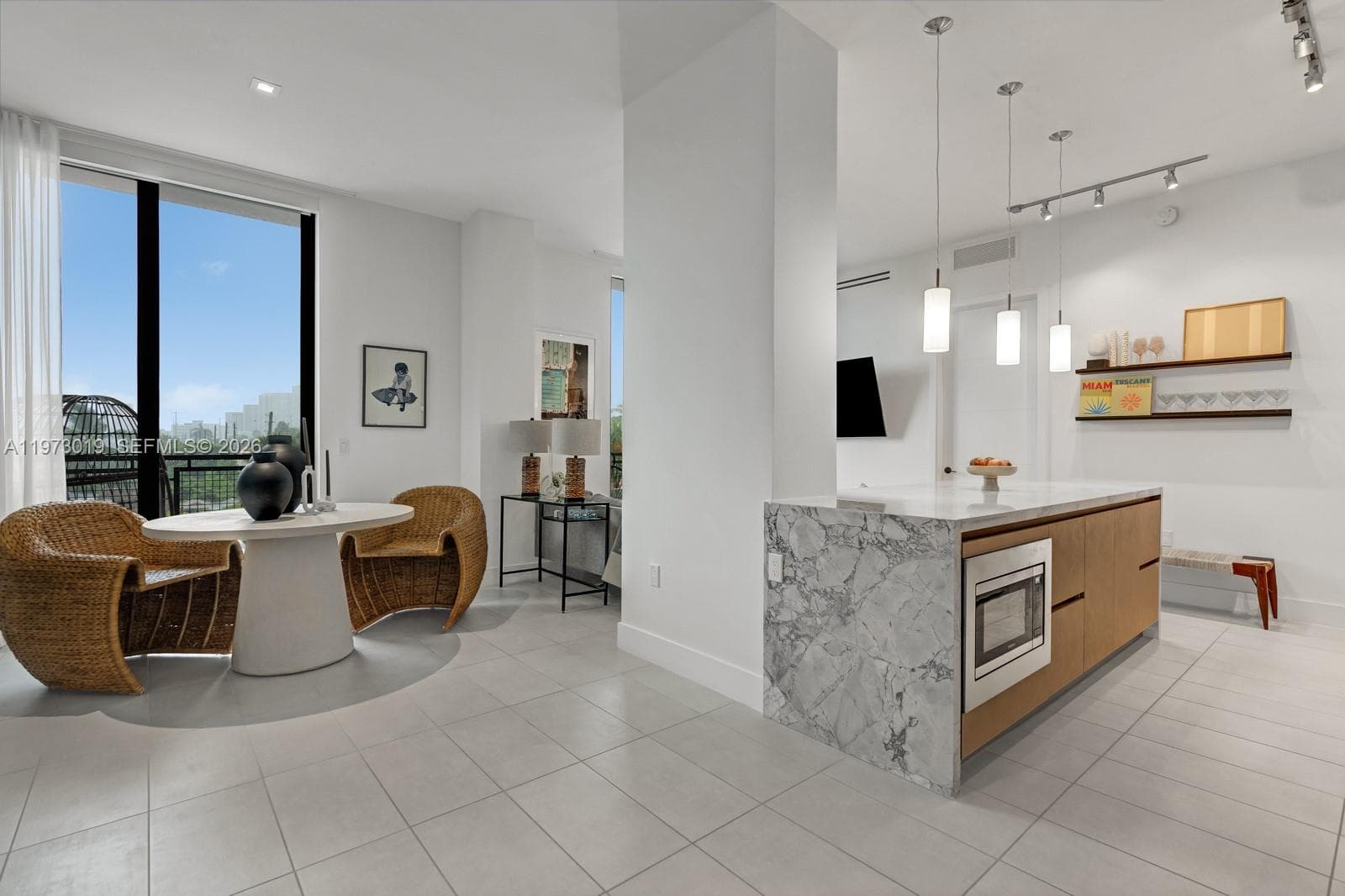 1030 15th St, Miami Beach FL 33139