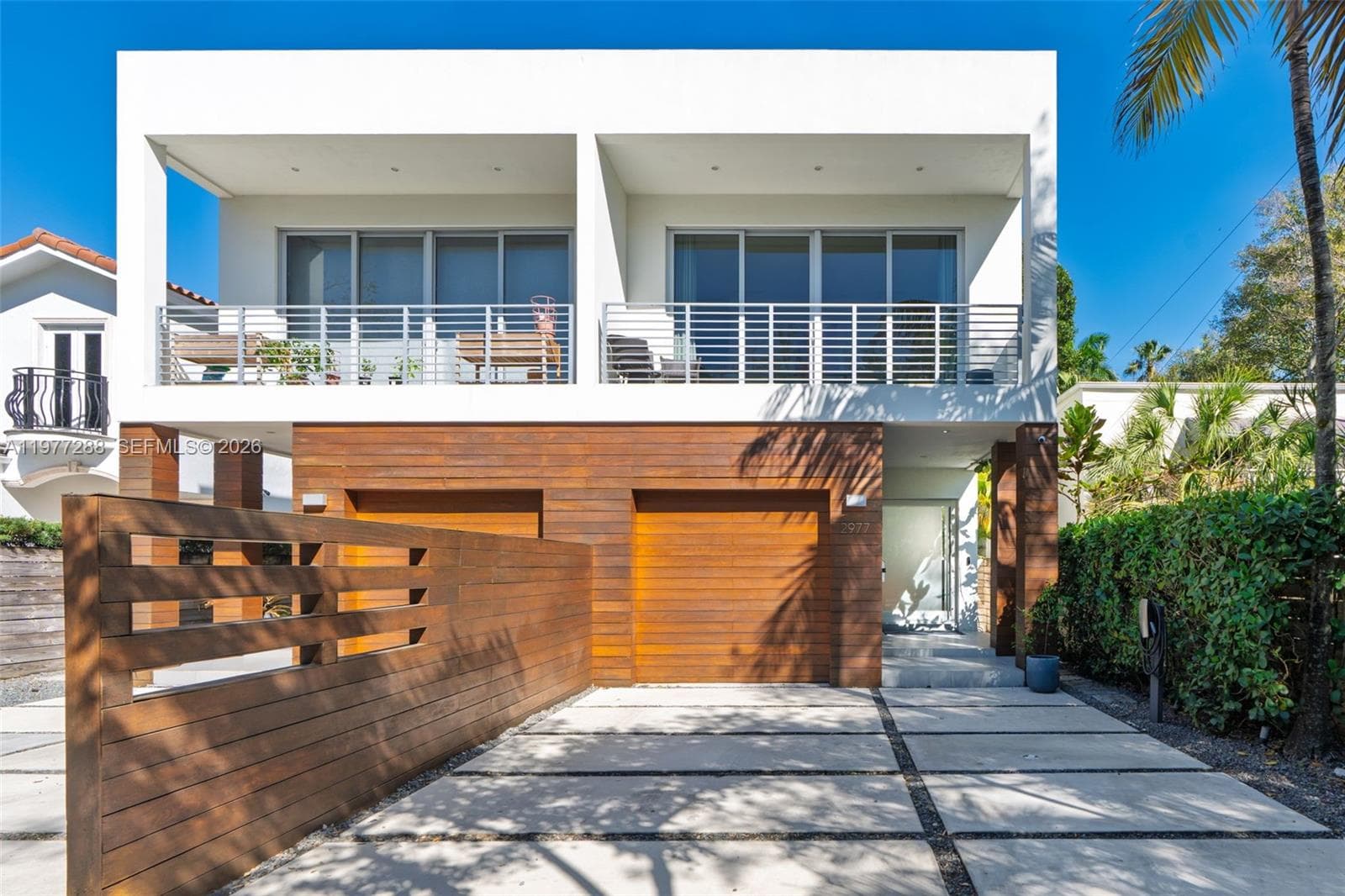 2977 Bridgeport Ave, Miami FL 33133