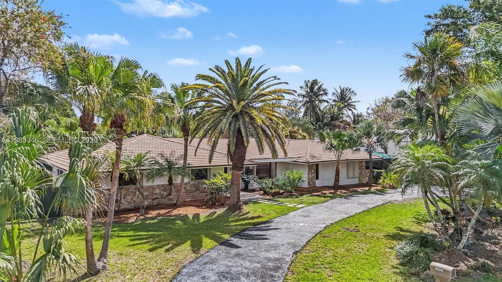 13621 SW 103rd Ave, Miami FL 33176