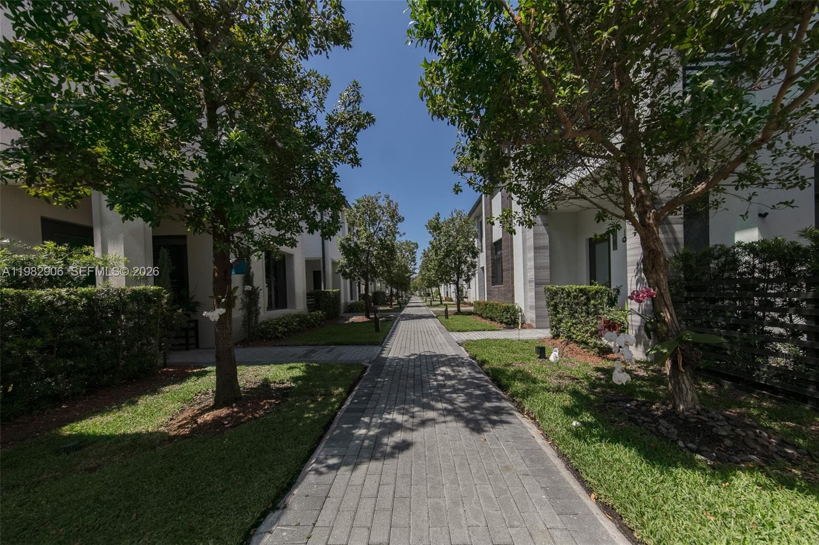 4315 NW 81st Ct, Doral FL 33166