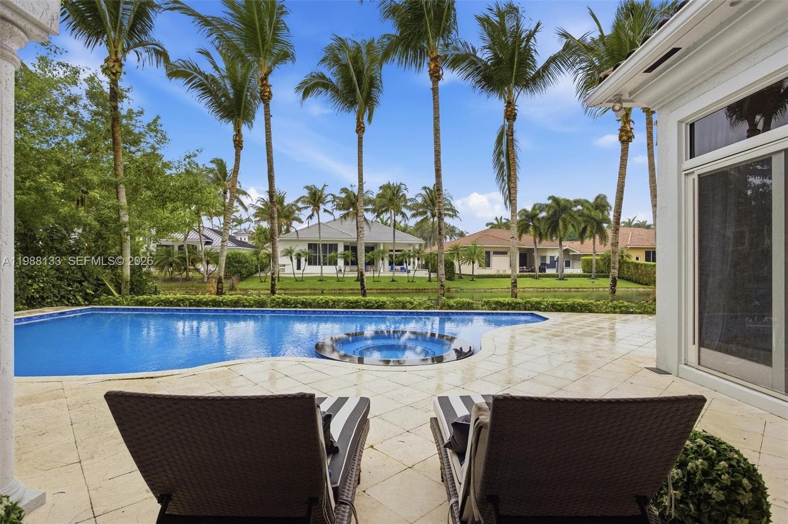 611 Sweet Bay Ave, Plantation FL 33324