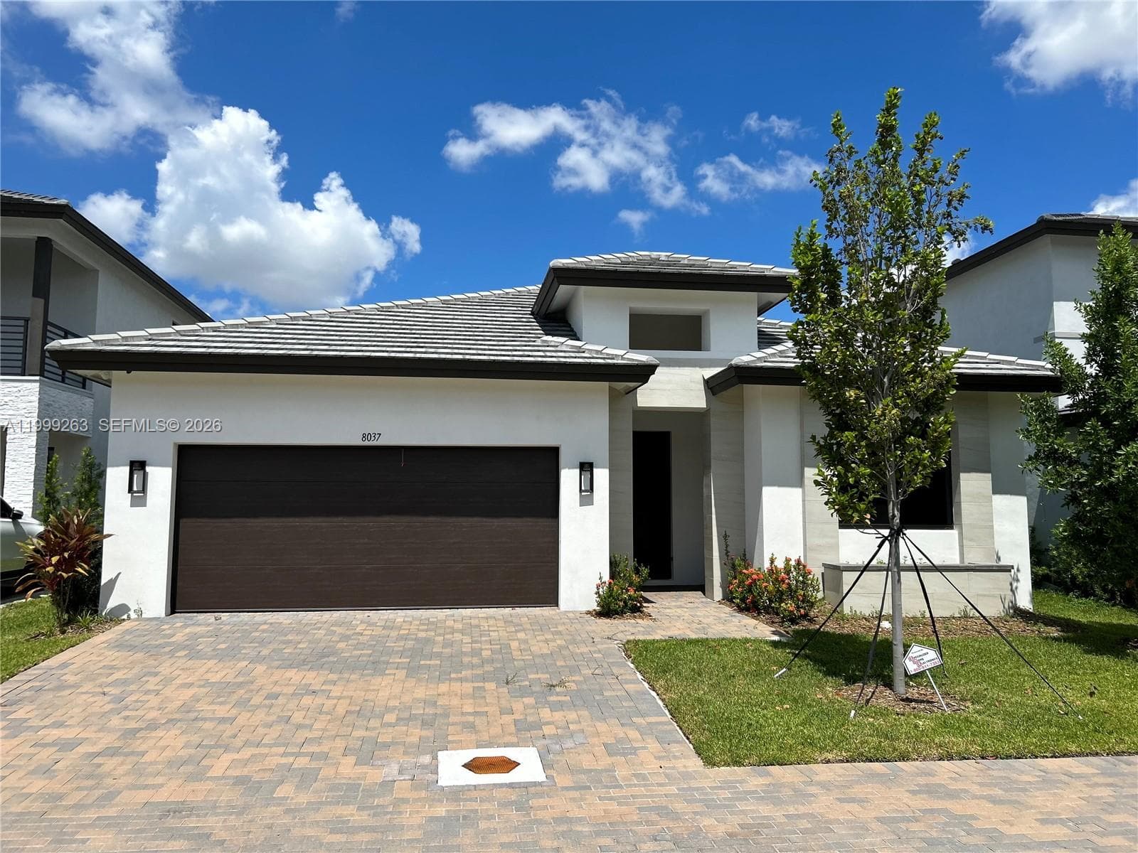 8037 NW 46th Ter, Doral FL 33166