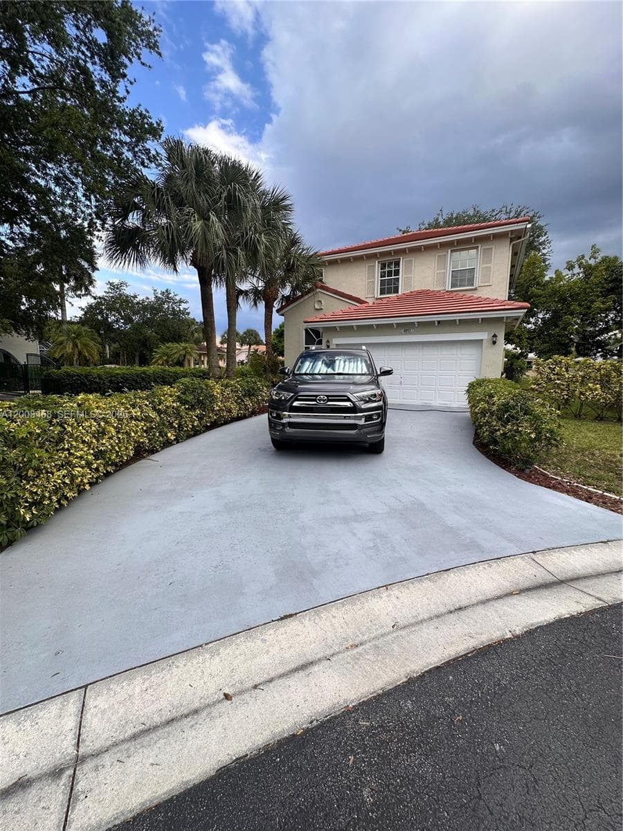 4852 NW 19th St, Coconut Creek FL 33063