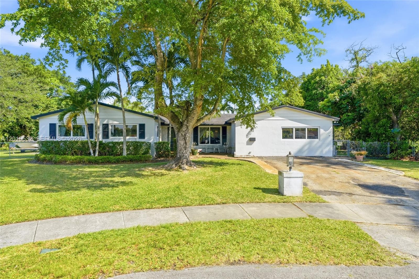 9331 SW 104th Ct, Miami FL 33176